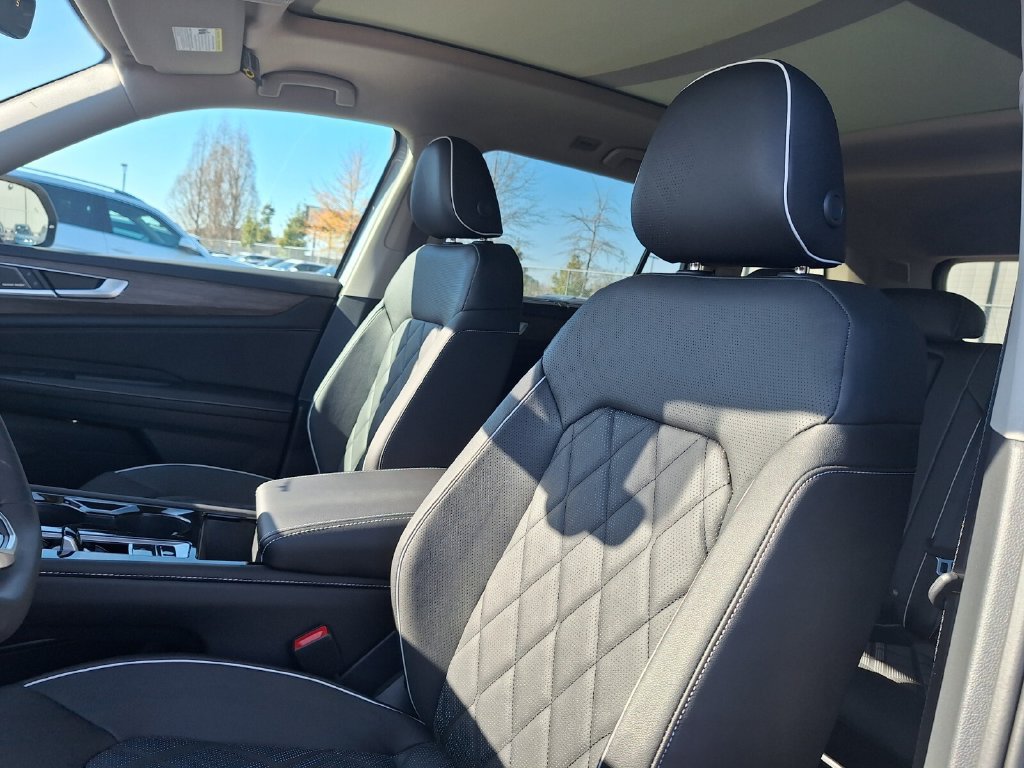 New 2026 Volkswagen Atlas SEL Premium R-Line AWD/4WD image 11
