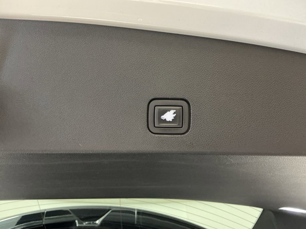 Used 2021 Cadillac XT6 Premium Luxury w/ Platinum Package image 28