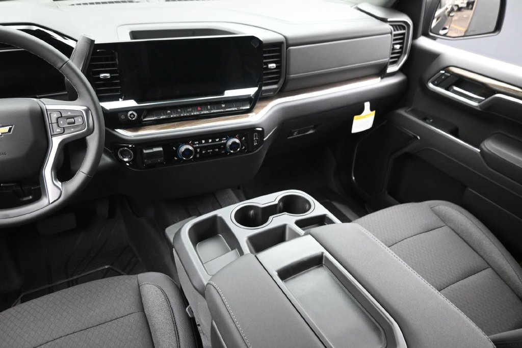 New 2026 Chevrolet Silverado 1500 LT w/ All Star Edition Plus AWD/4WD image 15