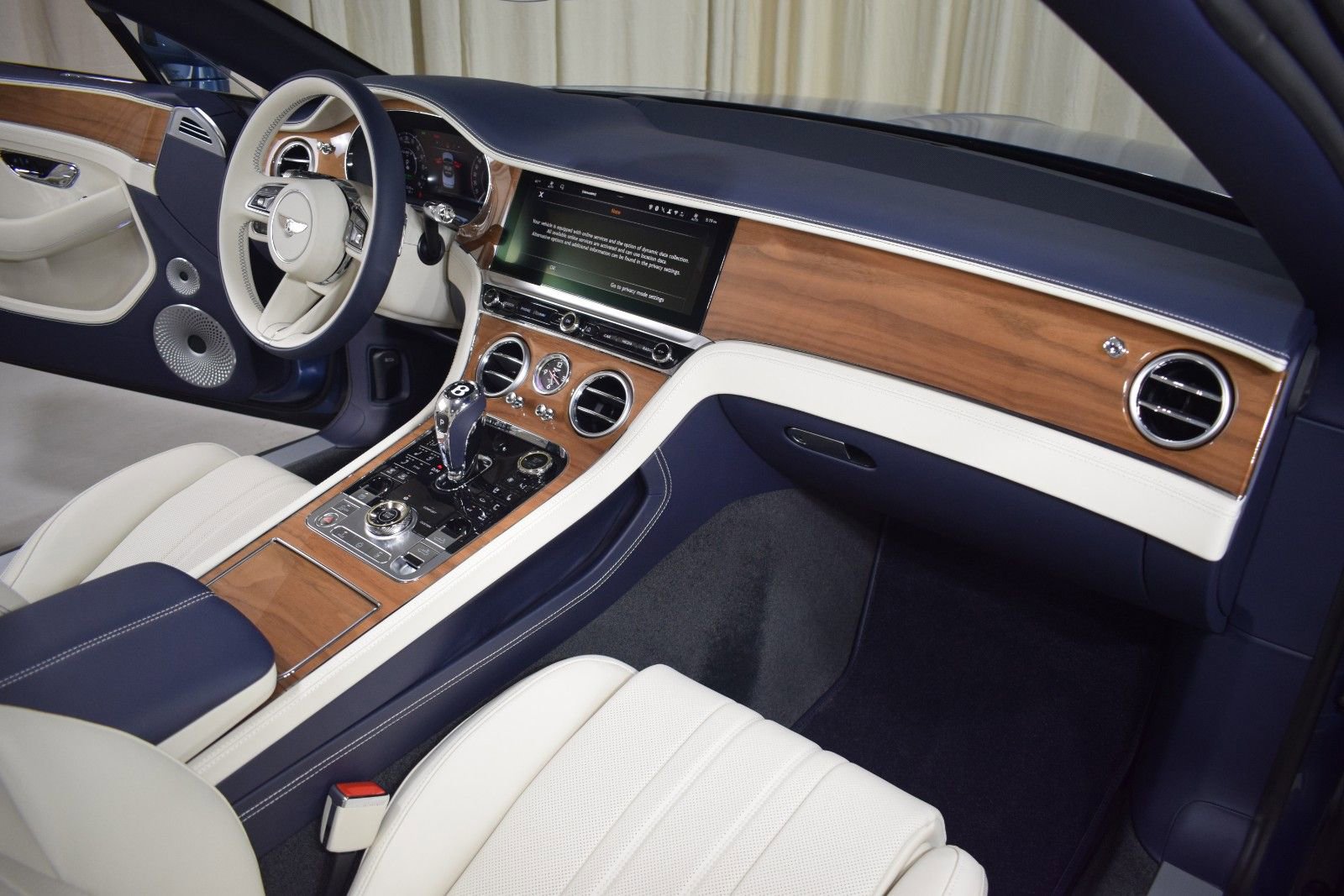 New 2026 Bentley Continental GTC AWD/4WD image 23