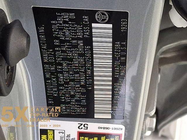Used 2024 Toyota Camry SE image 31