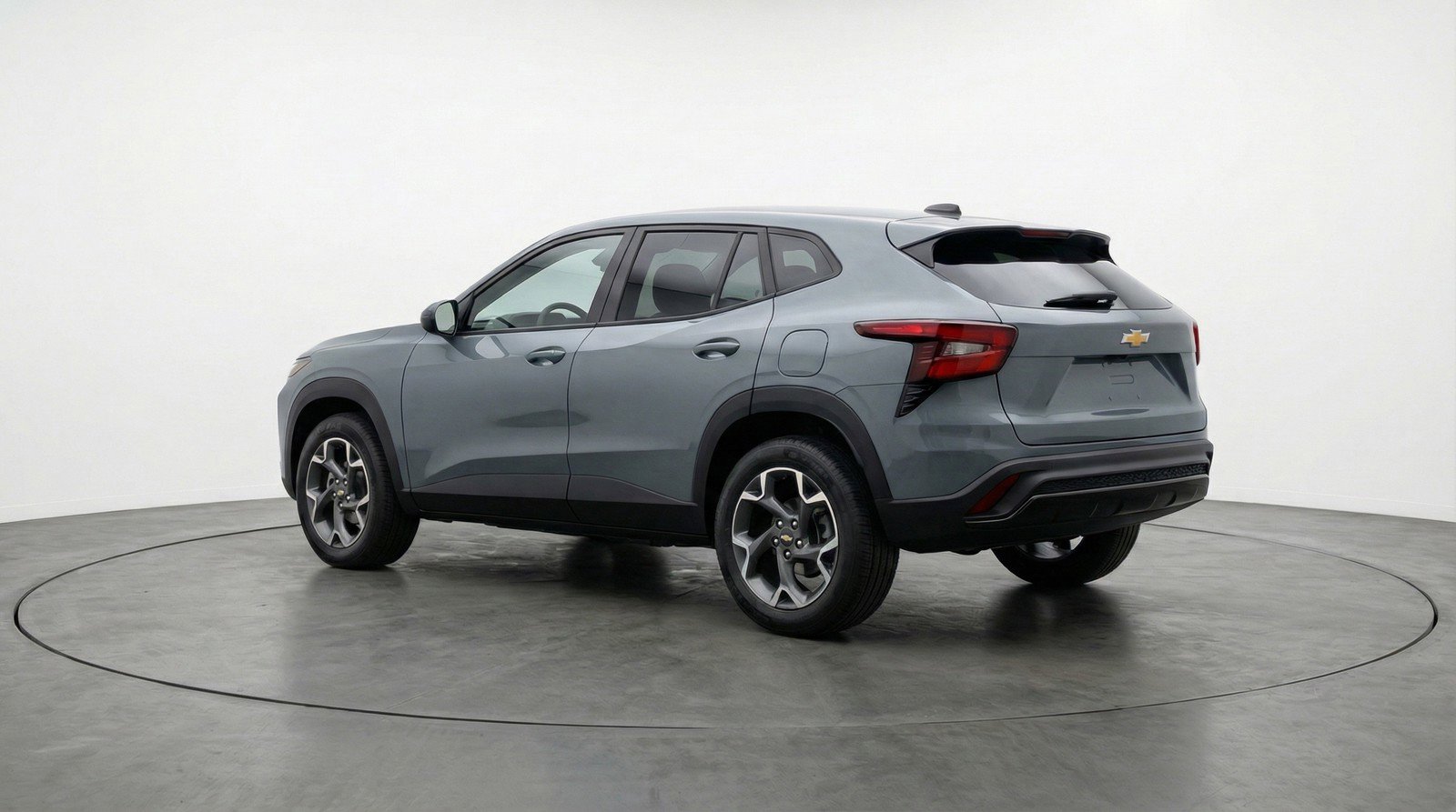 Used 2025 Chevrolet Trax LT w/ LT Convenience Package image 6