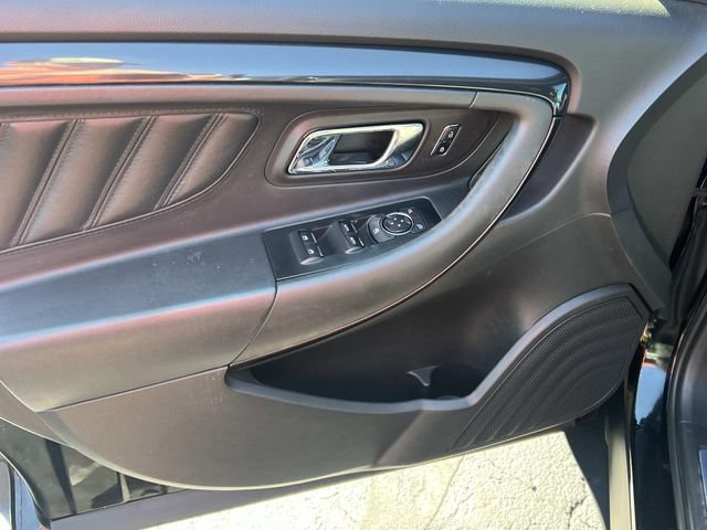 Used 2016 Ford Taurus SHO AWD/4WD image 15