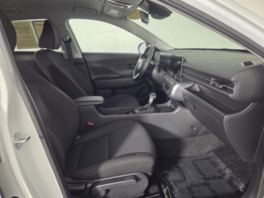 Used 2026 Hyundai Kona SEL Sport FWD image 30
