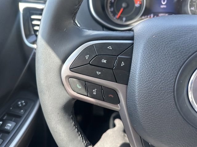 Used 2019 Jeep Cherokee Limited image 13