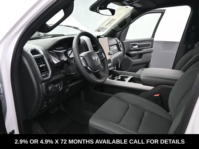 New 2026 RAM 1500 4x4 Crew Cab image 9