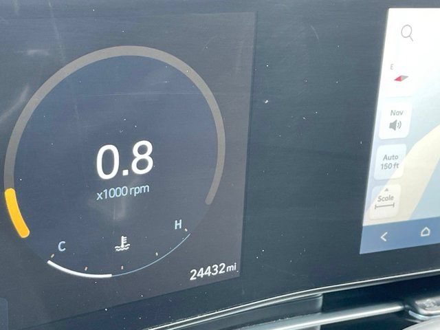 Used 2024 Hyundai Kona Limited AWD/4WD image 14