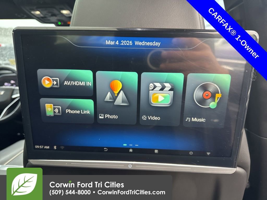 Used 2022 Cadillac Escalade Premium Luxury image 8