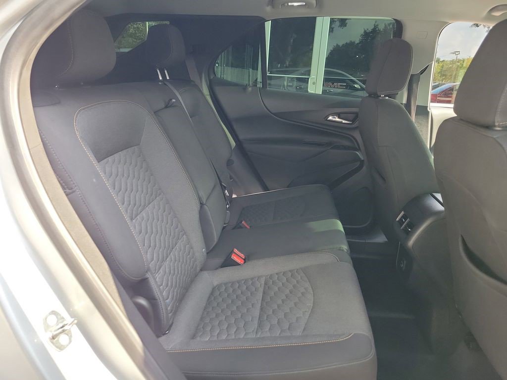 Used 2021 Chevrolet Equinox LT FWD image 24