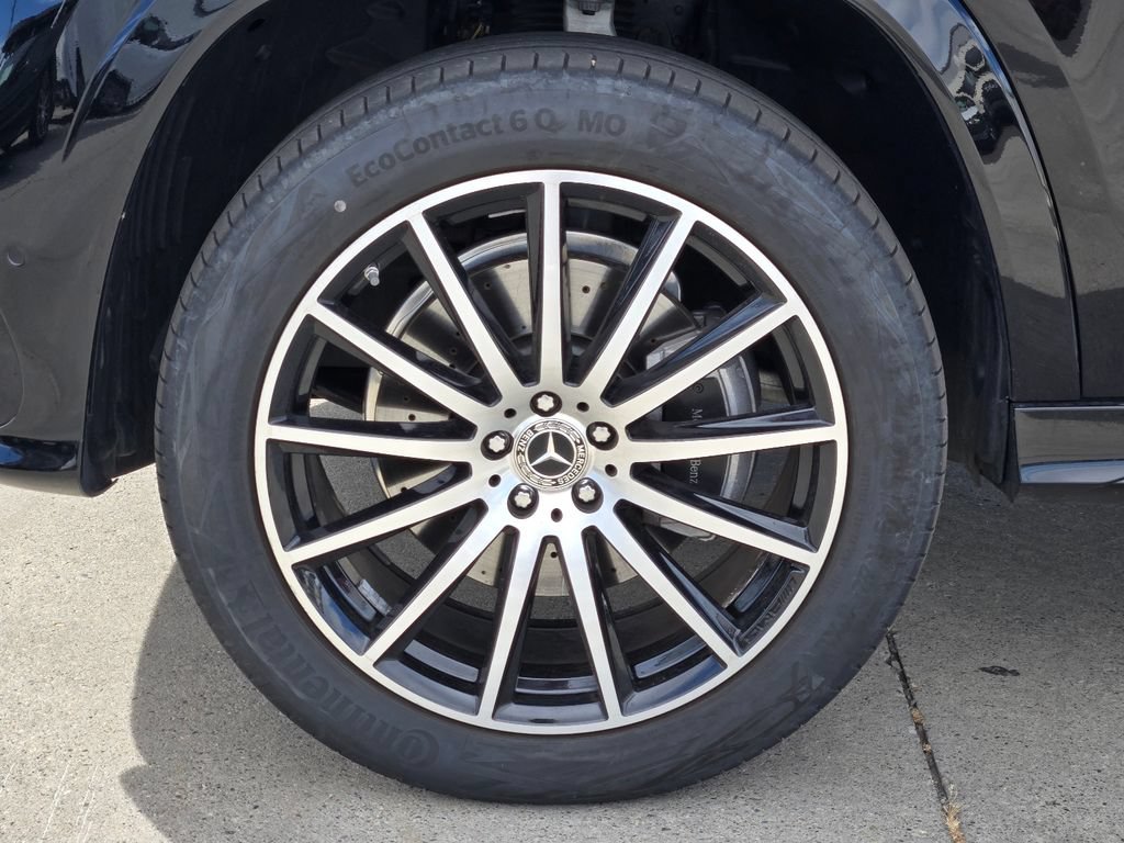 Used 2025 Mercedes-Benz GLS 450 4MATIC image 6