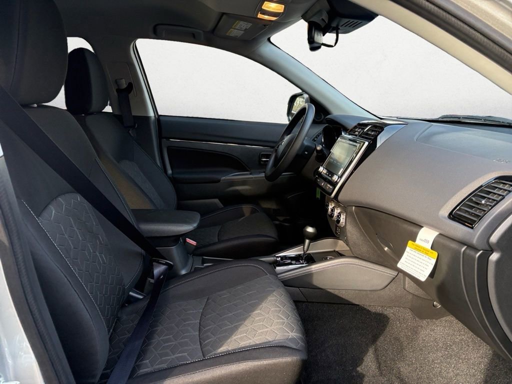 New 2026 Mitsubishi Outlander Sport ES image 12