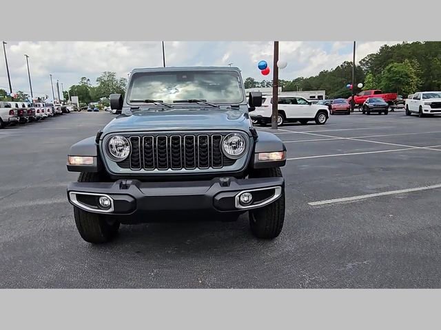 New 2025 Jeep Gladiator Sport image 19