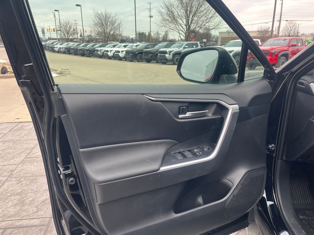 New 2025 Toyota RAV4 XLE image 11