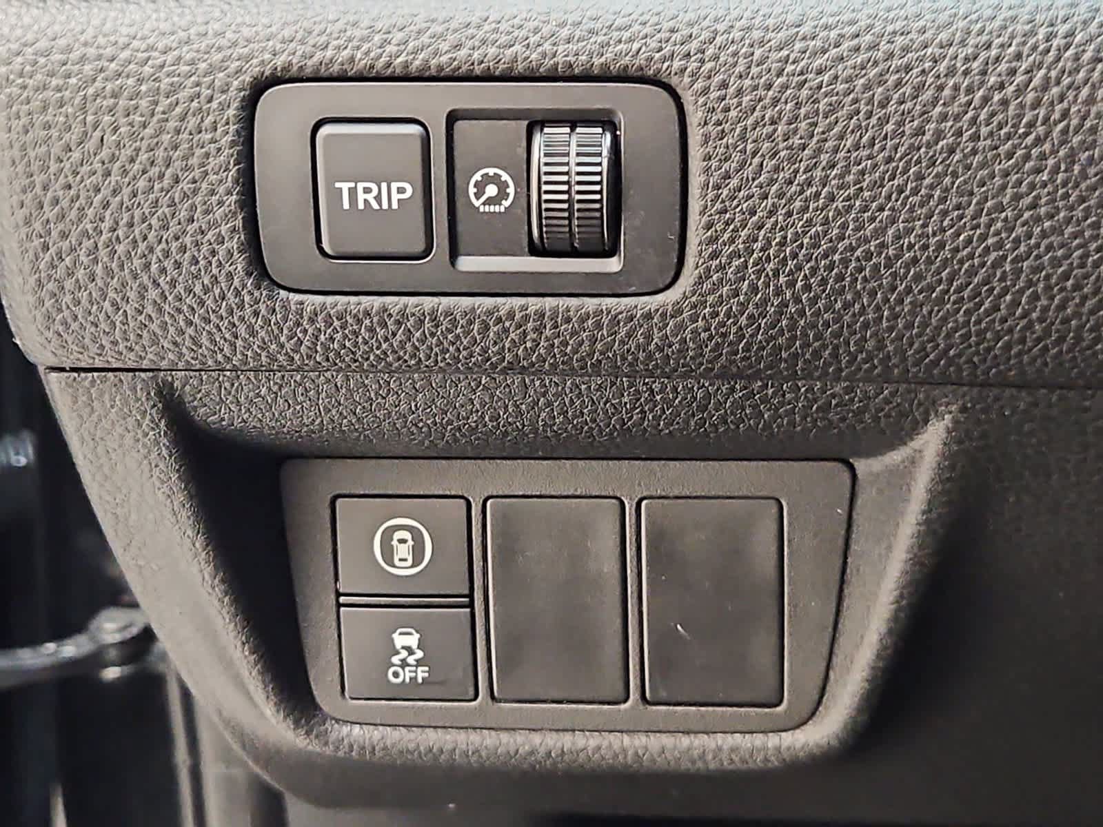 Used 2018 Honda Accord EX image 33