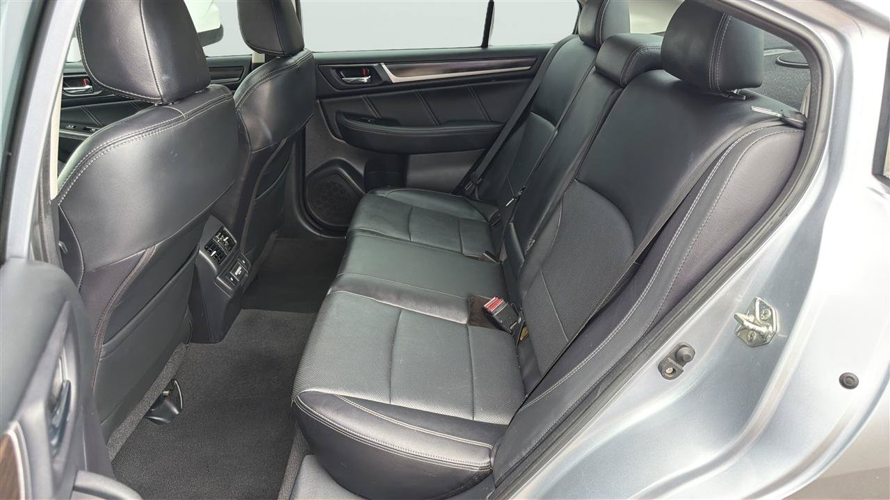 Used 2018 Subaru Legacy 3.6R Limited AWD/4WD image 19