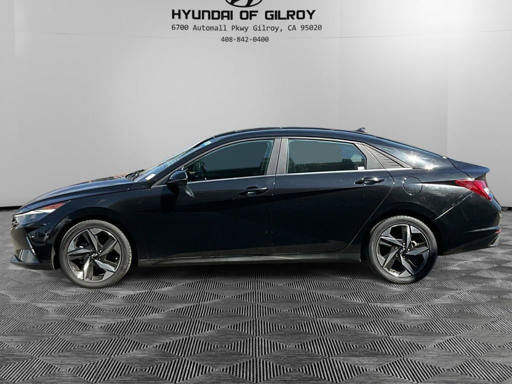 Used 2022 Hyundai Elantra SEL w/ Convenience + Premium Package image 8