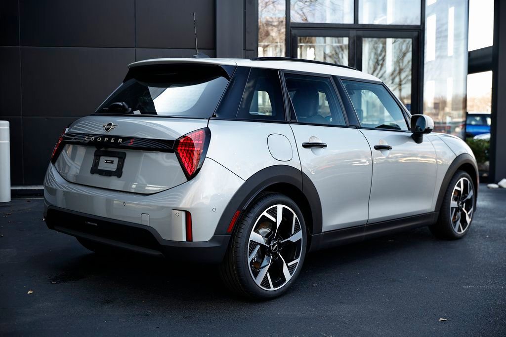 New 2026 MINI Cooper S FWD image 5