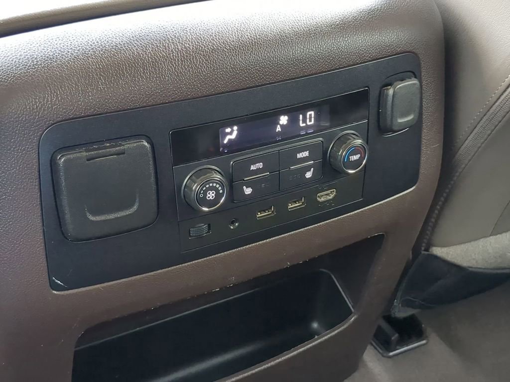 Used 2020 GMC Yukon XL Denali w/ Open Road Package image 24