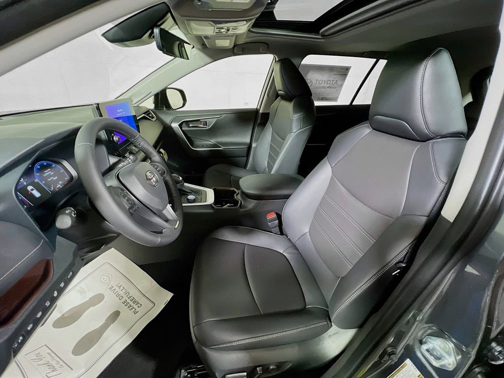 Certified 2025 Toyota RAV4 Limited w/ Advanced Technology Package image 19
