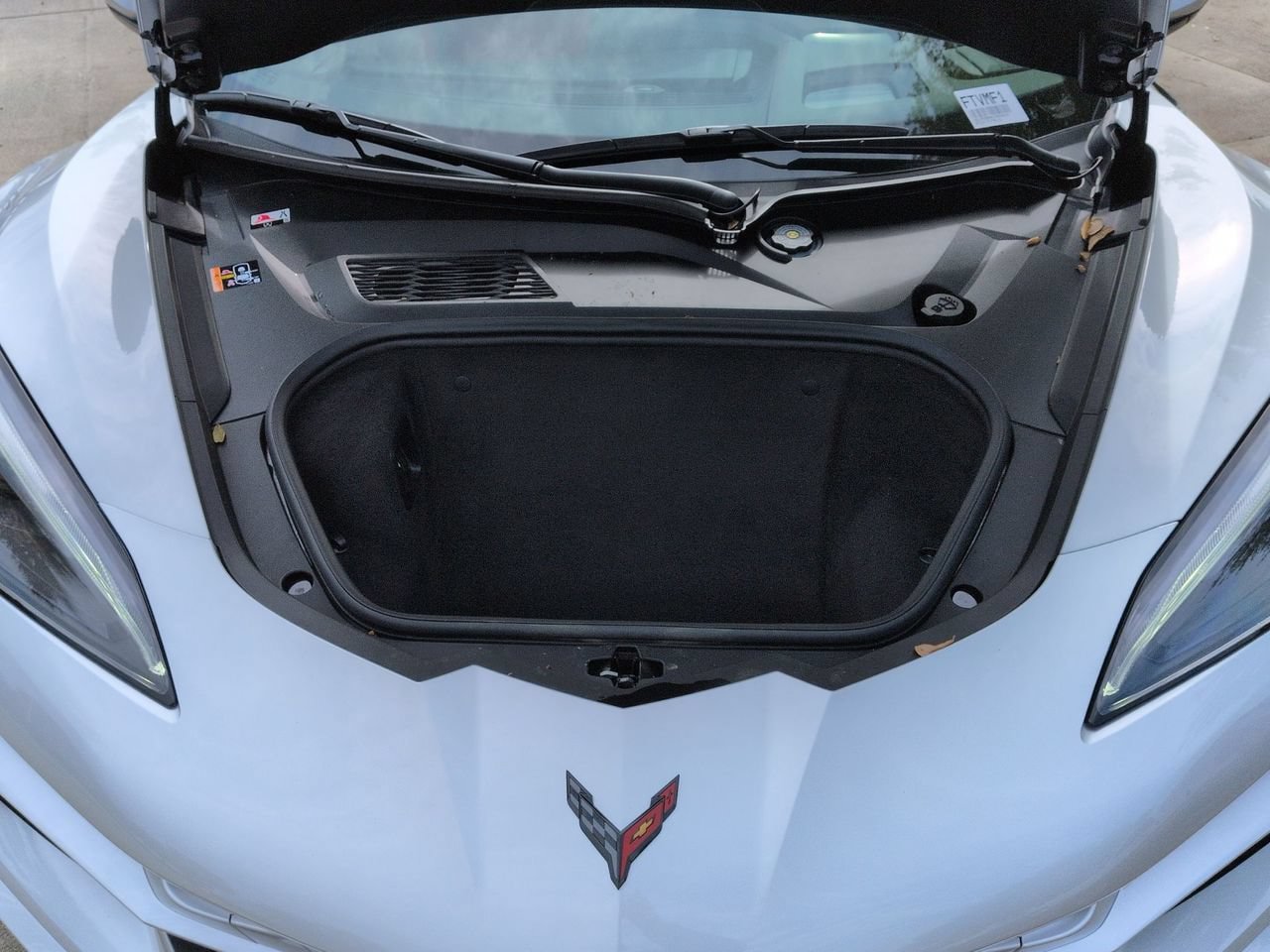 New 2026 Chevrolet Corvette E-Ray AWD/4WD image 24