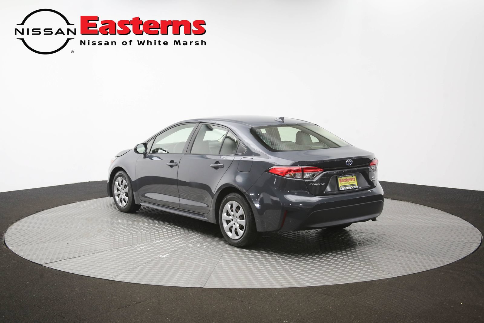 Used 2023 Toyota Corolla LE w/ Carpet Mat Package (TMS) FWD image 95