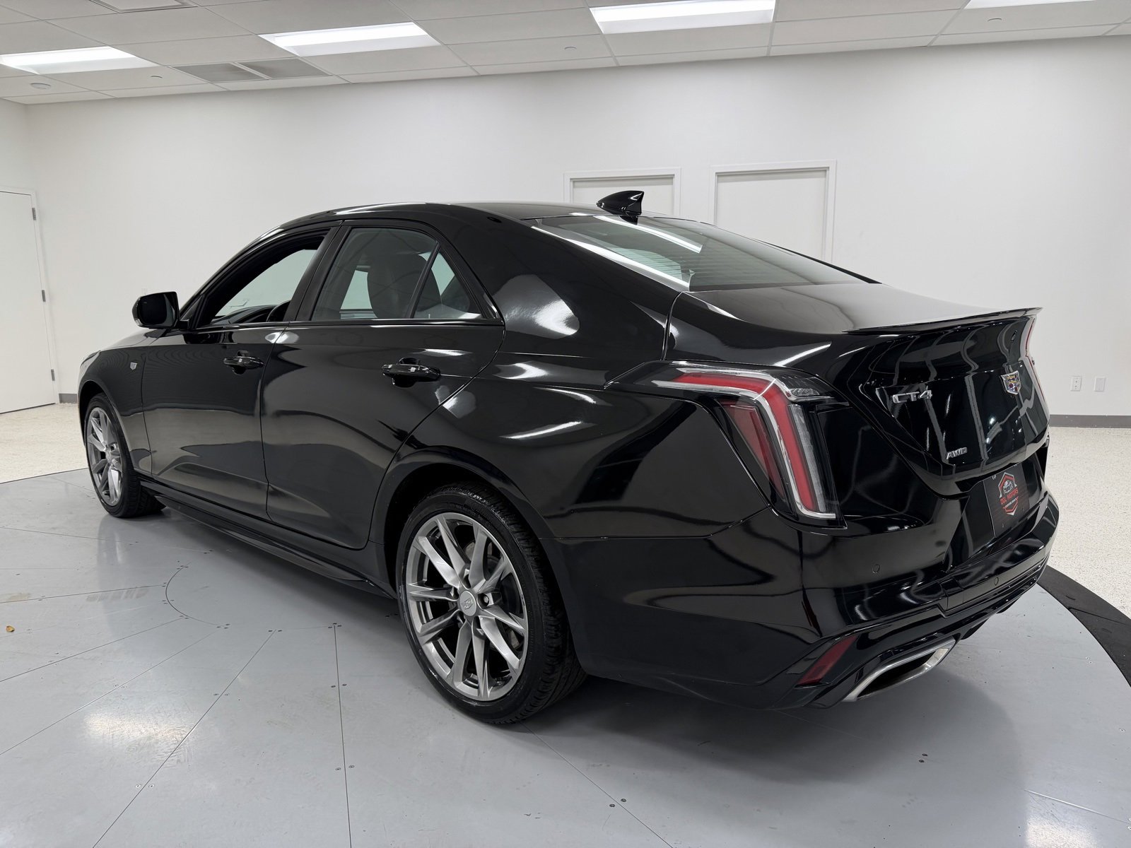 Used 2023 Cadillac CT4 Sport w/ Cold Weather Package image 5