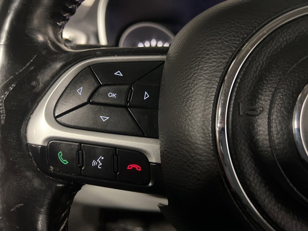 Used 2017 Jeep Compass Latitude image 14