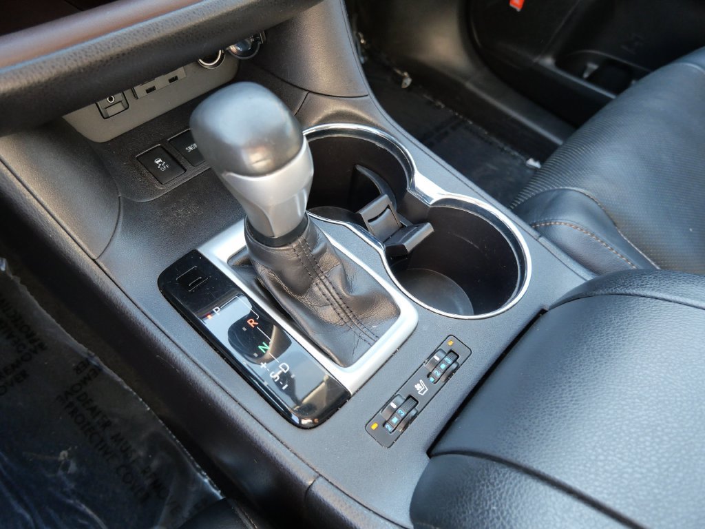 Certified 2019 Toyota Highlander Limited Platinum AWD/4WD image 18