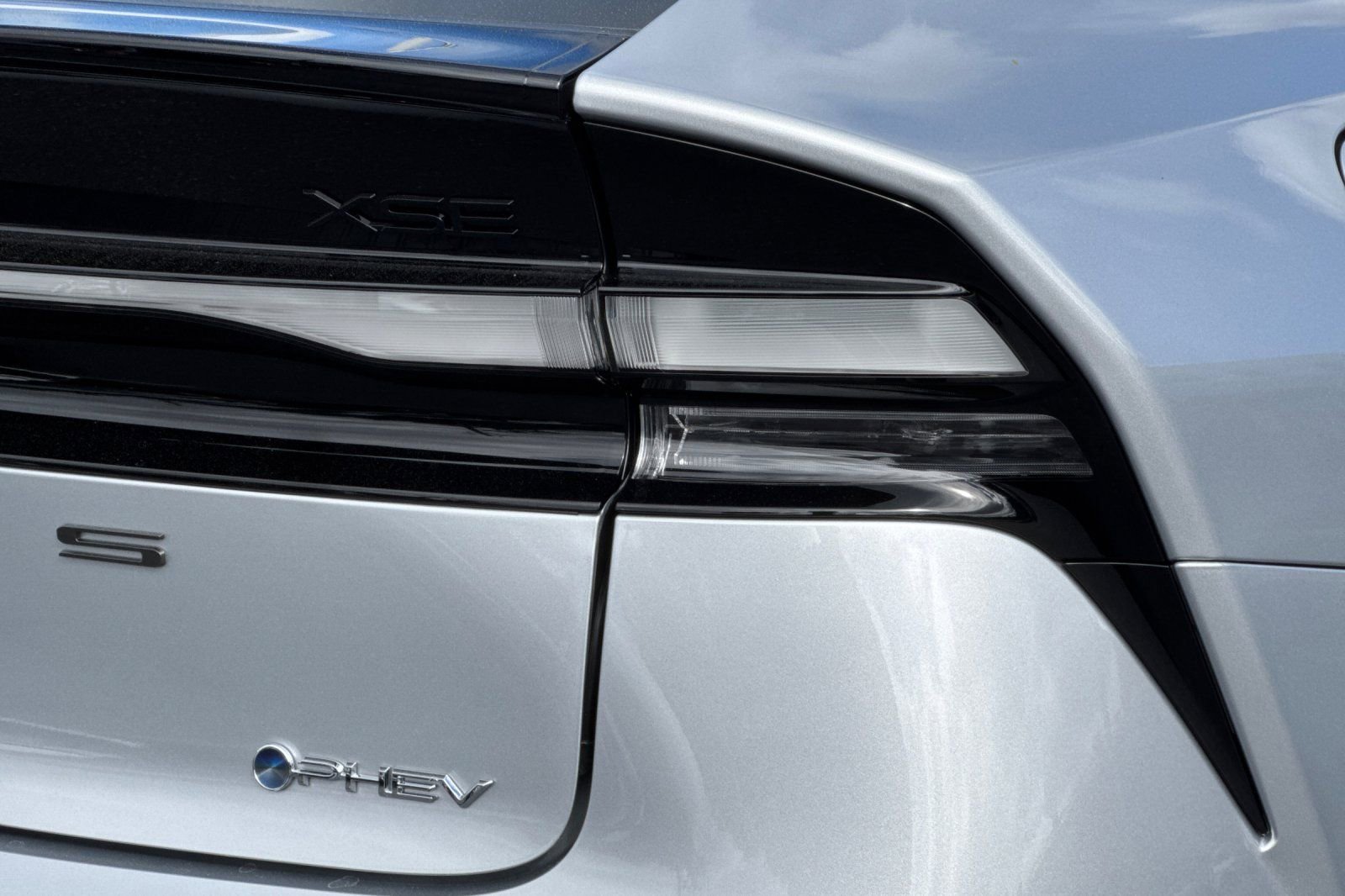 New 2026 Toyota Prius Plug-In Hybrid image 31