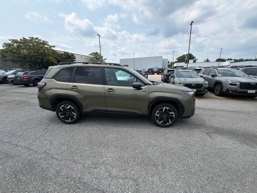 Used 2026 Subaru Forester Touring AWD/4WD image 9