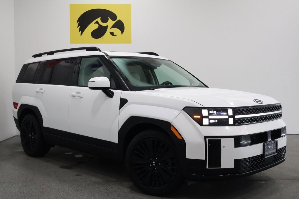 Used 2024 Hyundai Santa Fe Calligraphy image 2