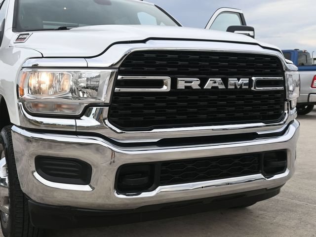 Used 2024 RAM 3500 SLT w/ Quick Order Package 2YG SLT AWD/4WD image 34