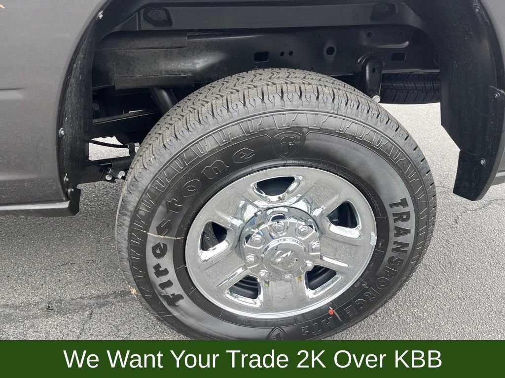 Used 2024 RAM 2500 Tradesman w/ Chrome Appearance Group image 10
