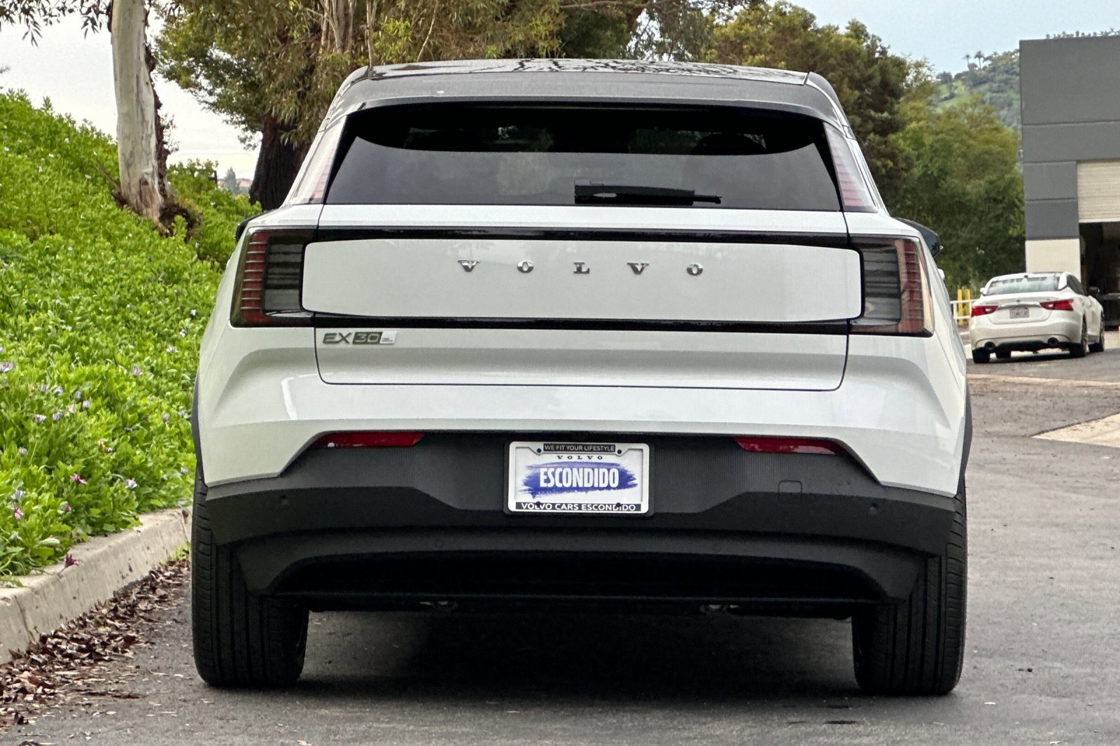 New 2026 Volvo EX30 Plus w/ Climate Package image 6