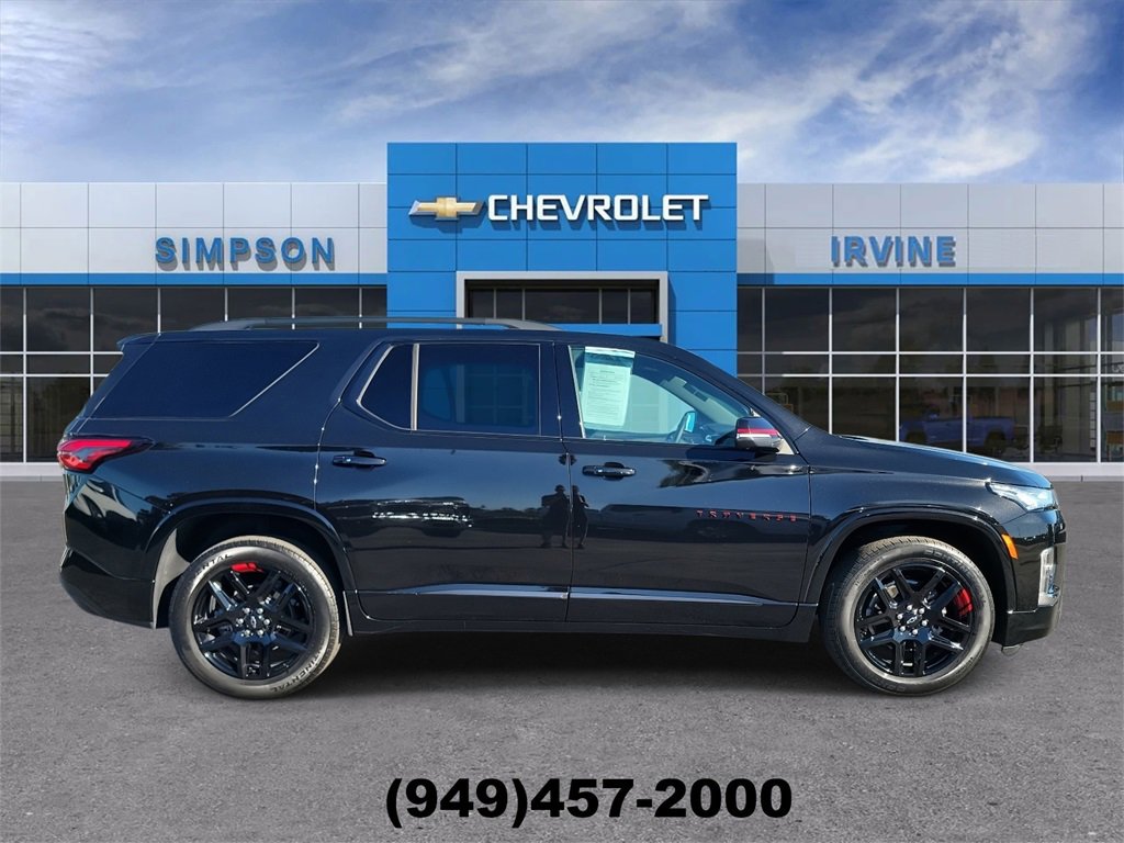 Used 2023 Chevrolet Traverse Premier w/ Redline Edition image 9