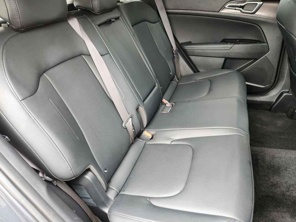 Certified 2025 Kia Sportage EX AWD/4WD image 19