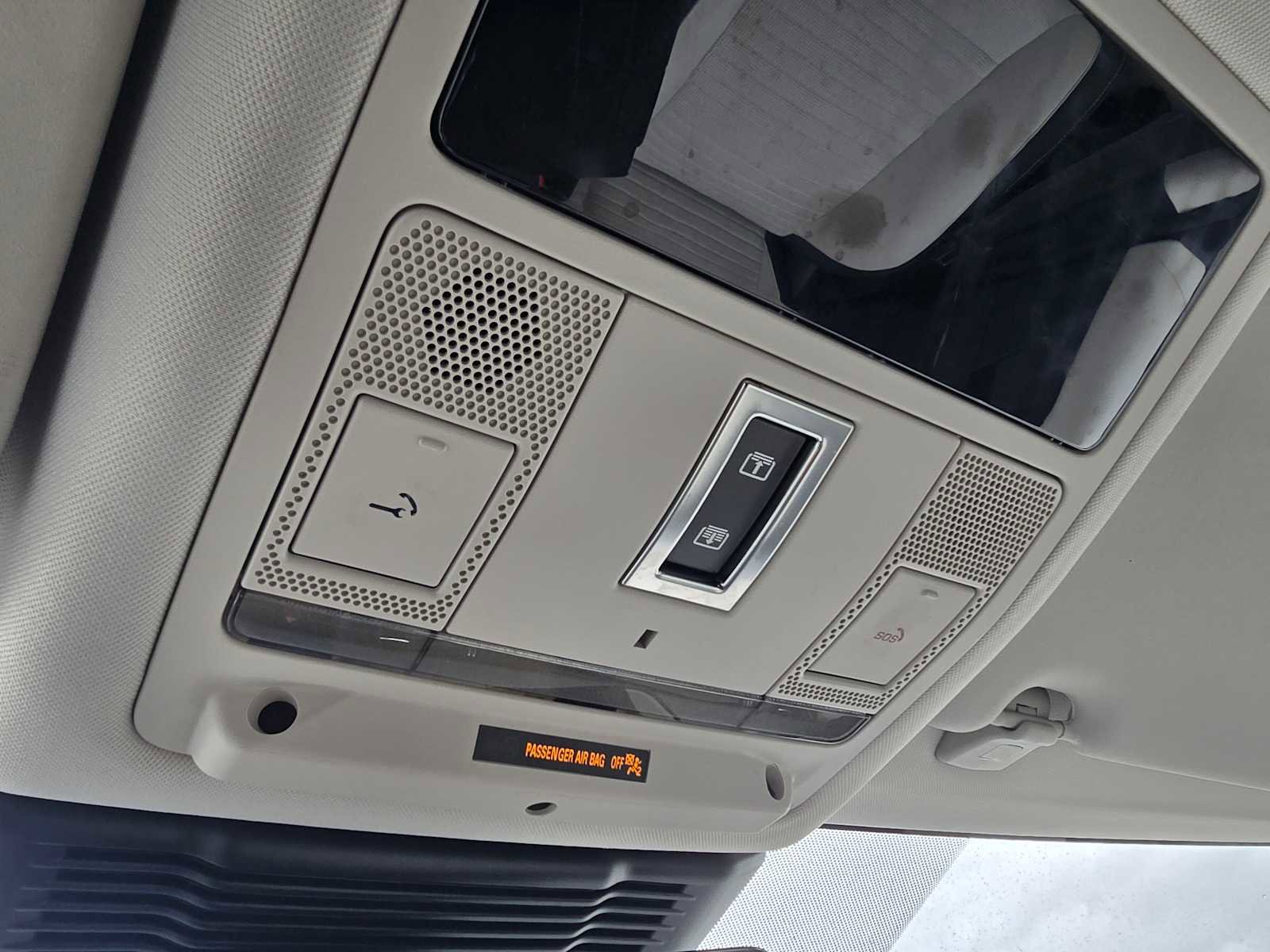 Used 2025 Land Rover Discovery Sport S image 35