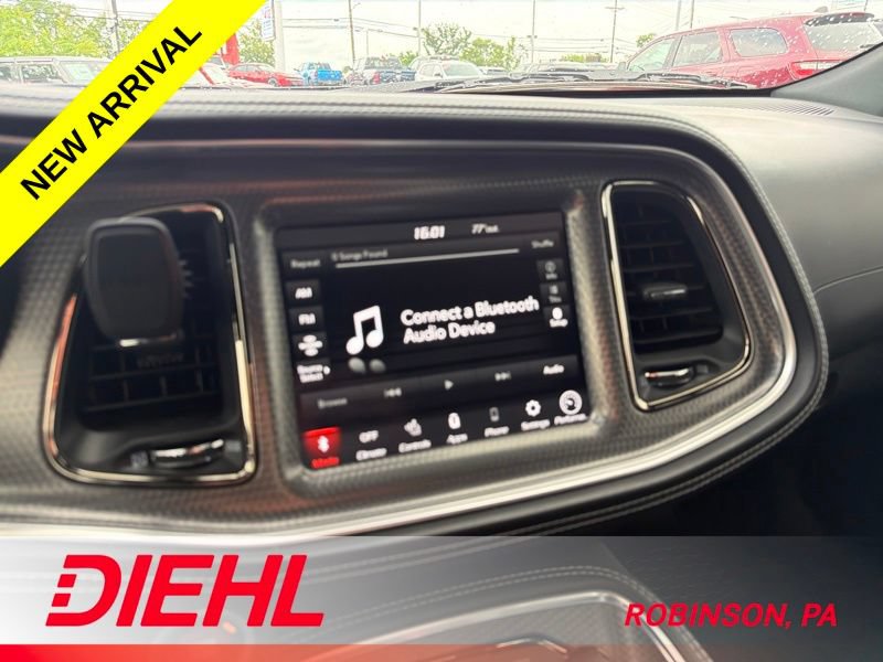 Used 2022 Dodge Challenger SRT Hellcat RWD image 12