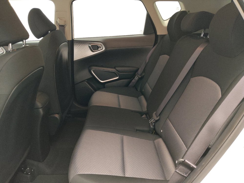 Used 2024 Kia Soul LX w/ Option Group 015 image 18
