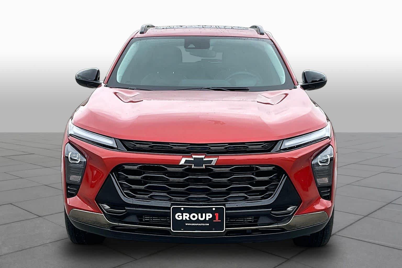 Used 2024 Chevrolet Trax ACTIV w/ Sunroof Package FWD image 4
