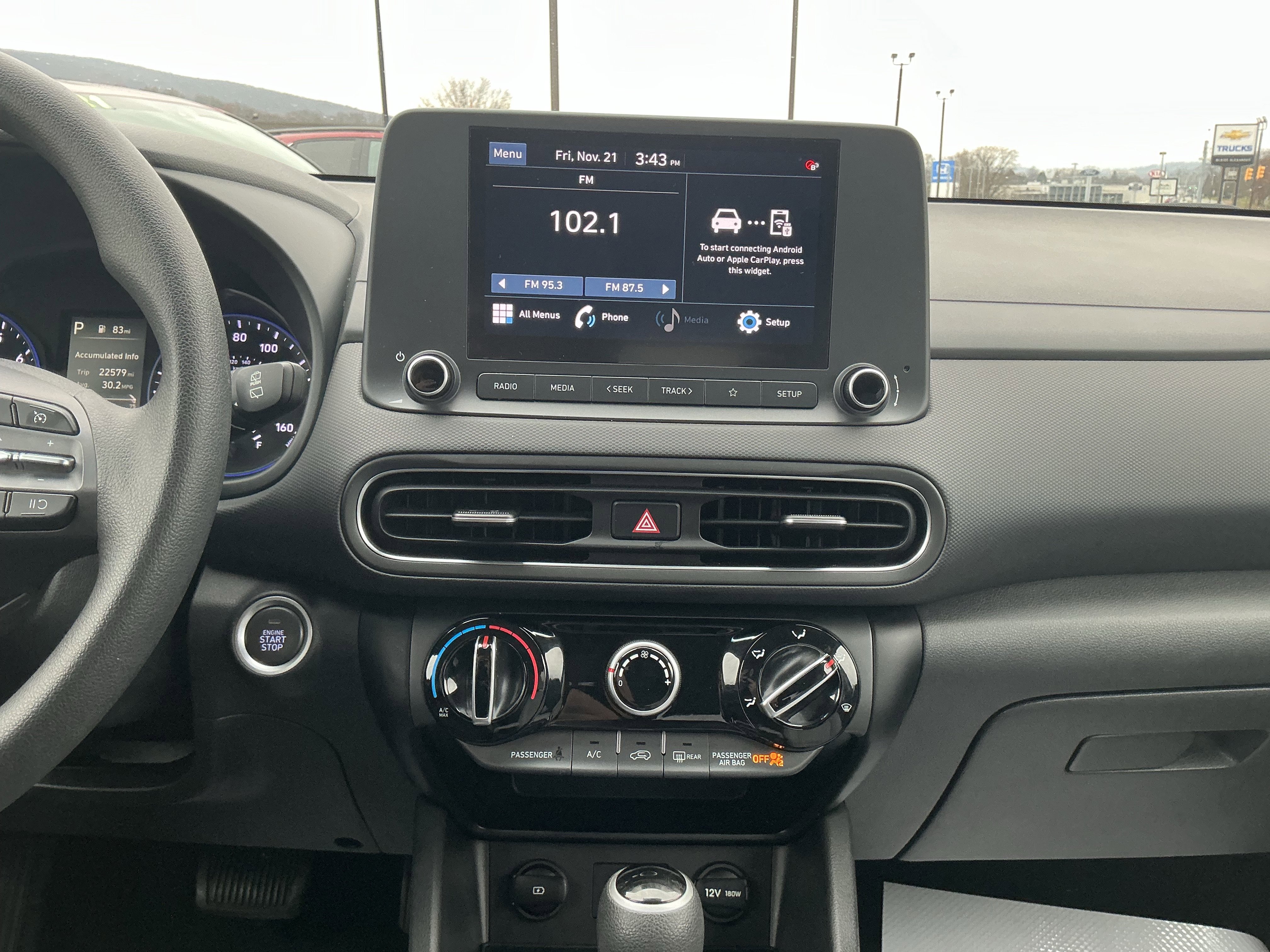 Used 2023 Hyundai Kona SEL image 22