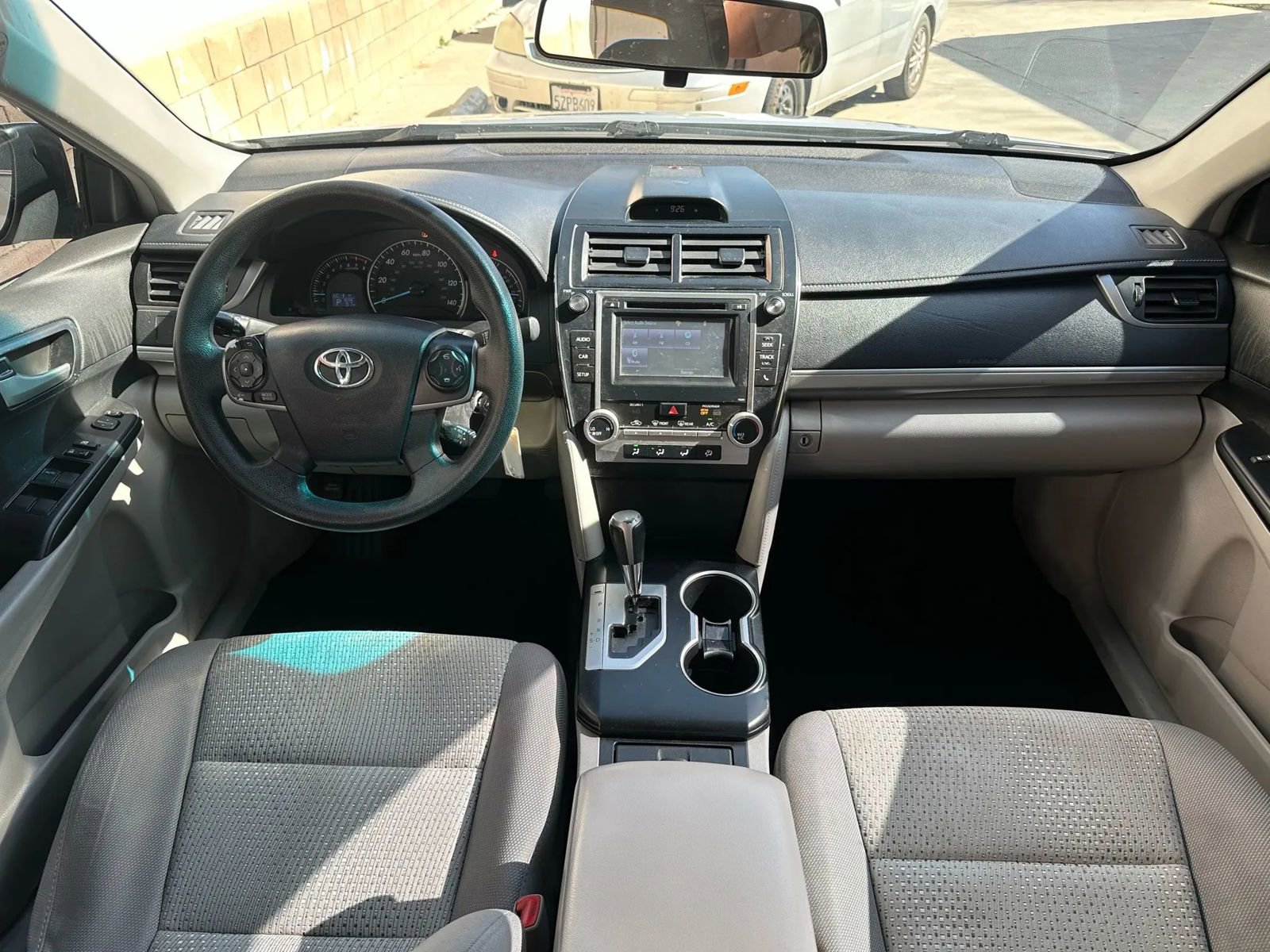 Used 2014 Toyota Camry LE image 23