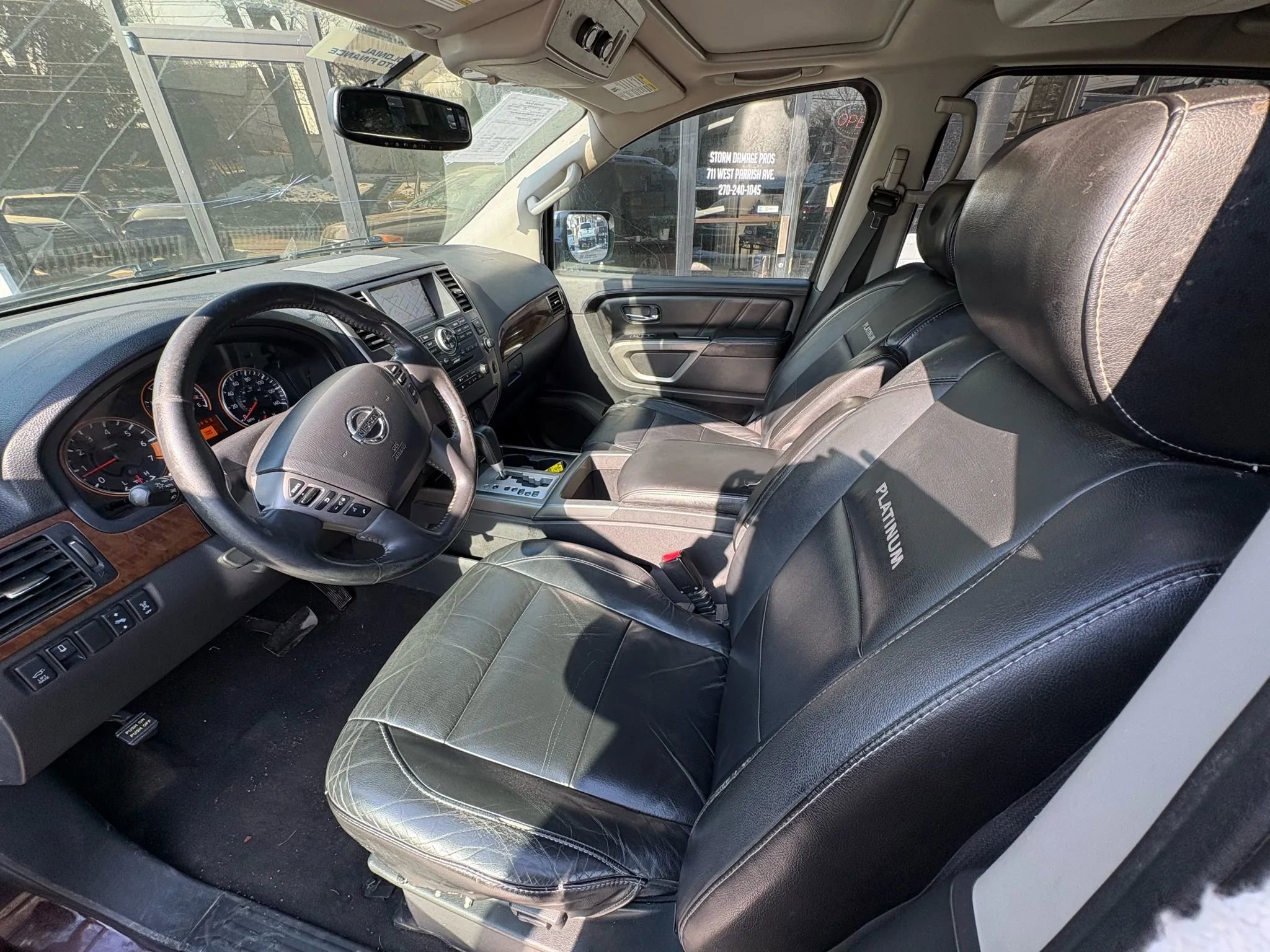 Used 2015 Nissan Armada Platinum w/ 2nd Row Captain Seat Package RWD image 11