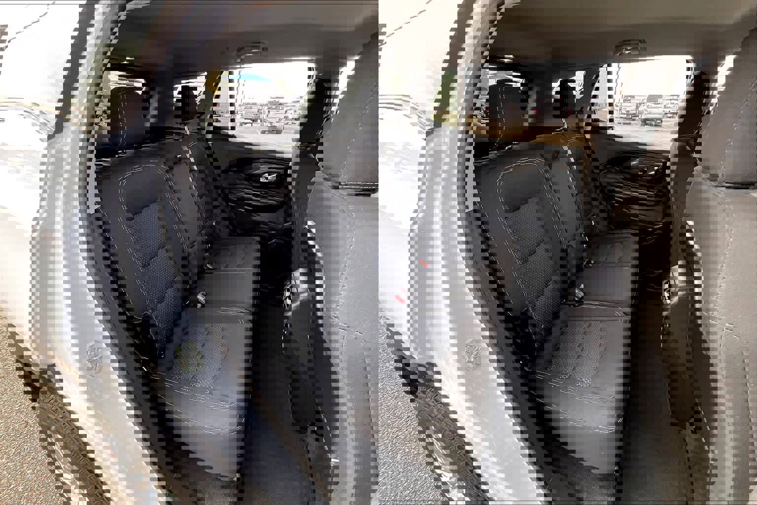 Used 2024 GMC Terrain SLE image 19