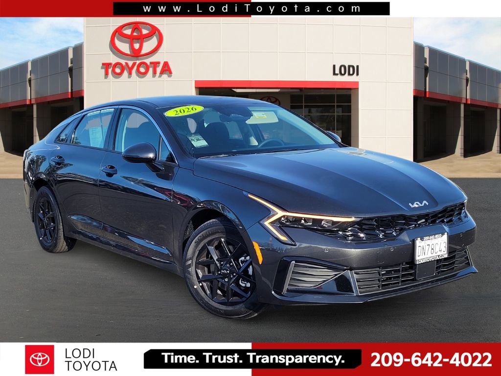 Used 2026 Kia K5 LXS image 1