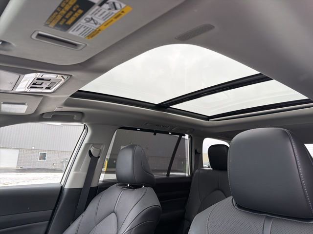 Certified 2024 Toyota Grand Highlander Limited image 20