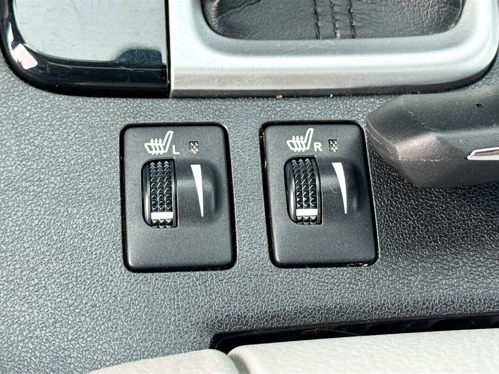 Used 2019 Toyota Highlander XLE image 17