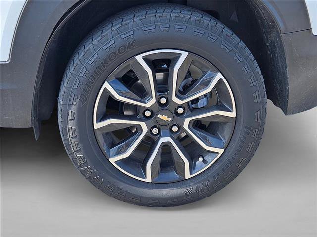 Used 2023 Chevrolet TrailBlazer ACTIV AWD/4WD image 14