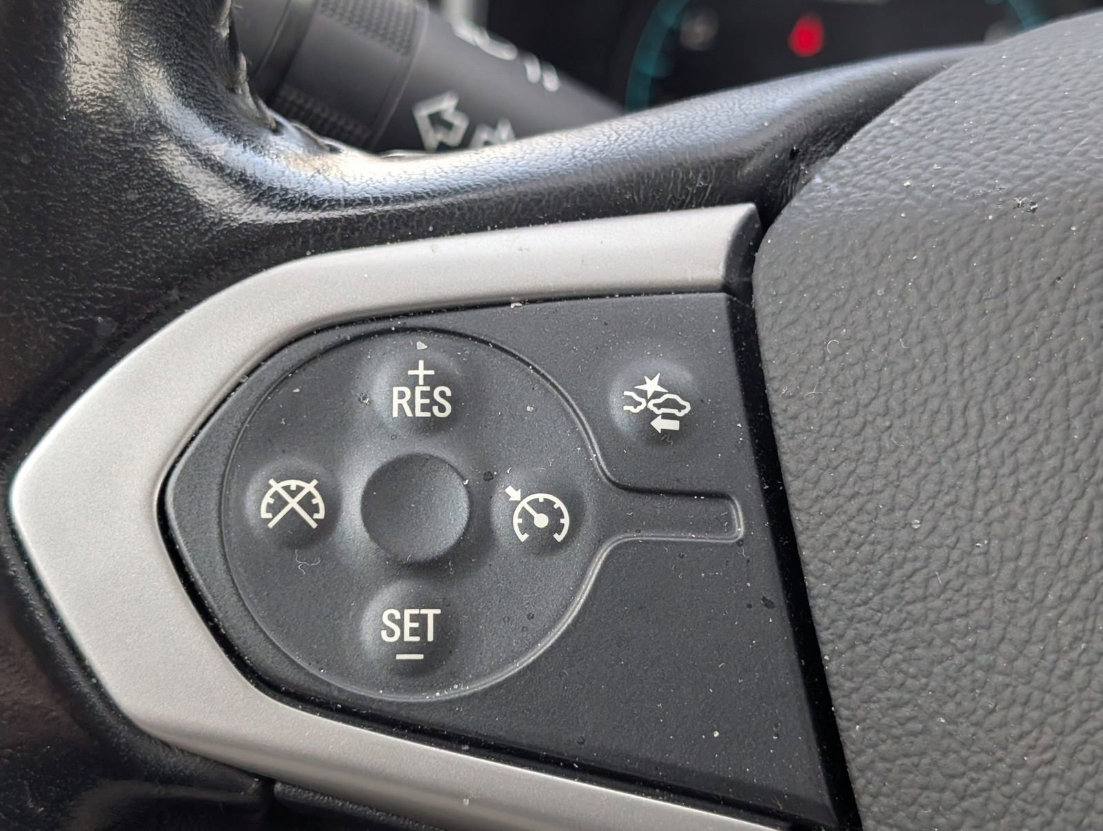 Used 2021 Chevrolet Colorado LT w/ Fleet Safety Package RWD image 14