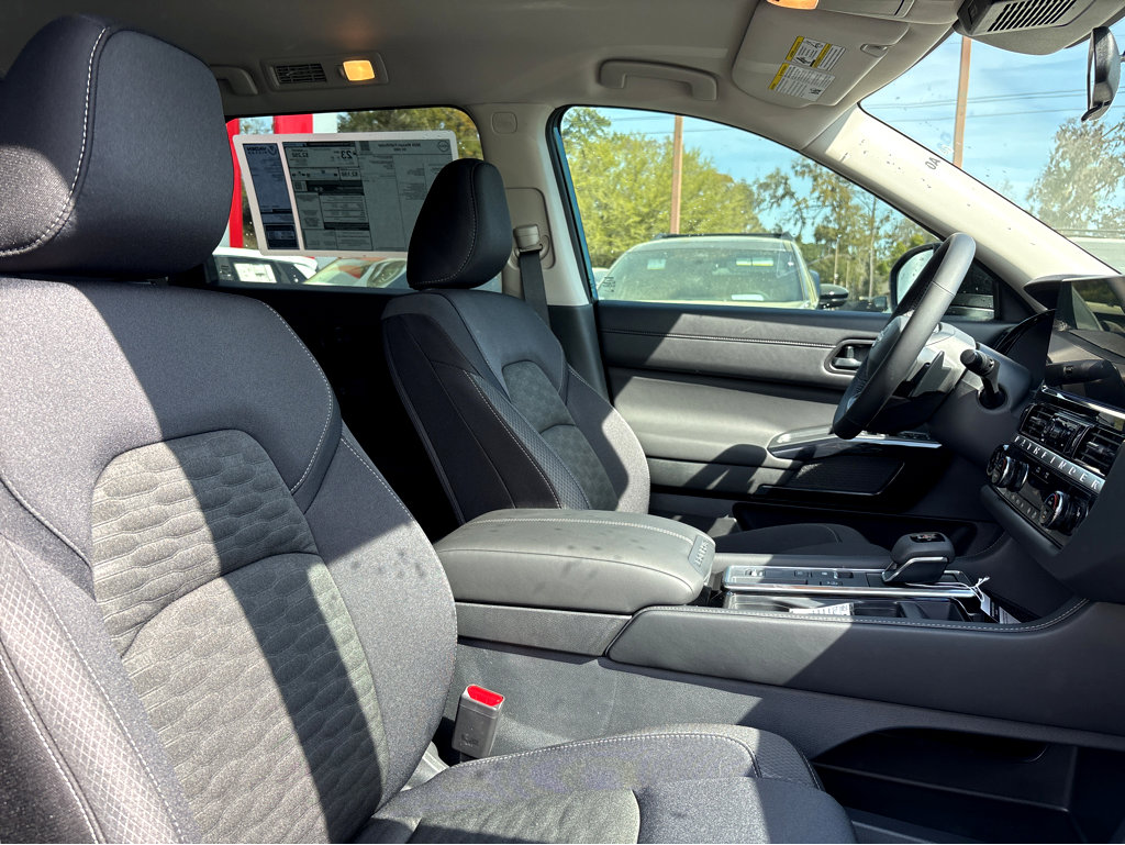 New 2026 Nissan Pathfinder SV FWD image 11
